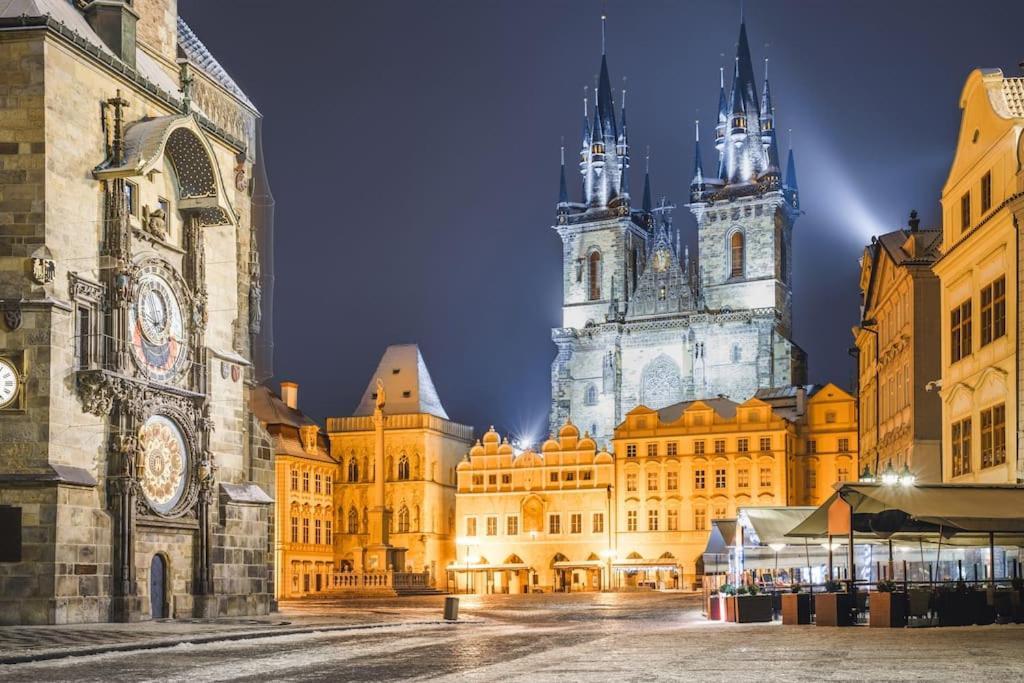 Capitol Deluxe Apartment Prague Exterior photo