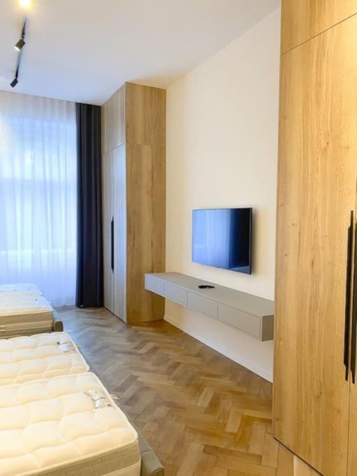 Capitol Deluxe Apartment Prague Exterior photo